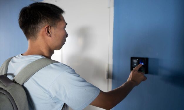 Home automation tipoff: Smart doorbells can invite hackers into your network!