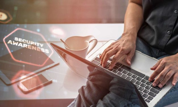 Which age group in the US/UK demonstrate better cyber awareness?